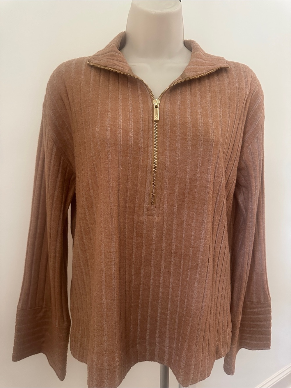 Lou & Grey Ribbed Half-Zip Sweater in Camel Brown